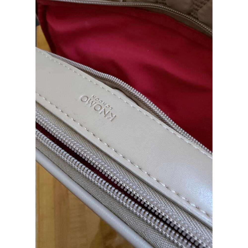 Knomo London Quilted Vertical 2 wheel Carryon Taupe w/red interior EUC - Picture 14 of 16